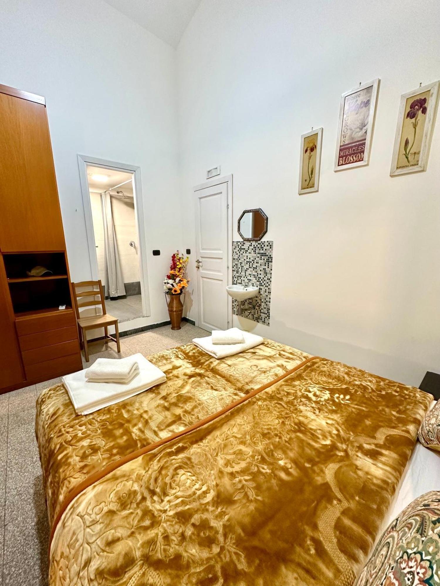 B&B Termini Colosseo Suite Roma Eksteriør bilde